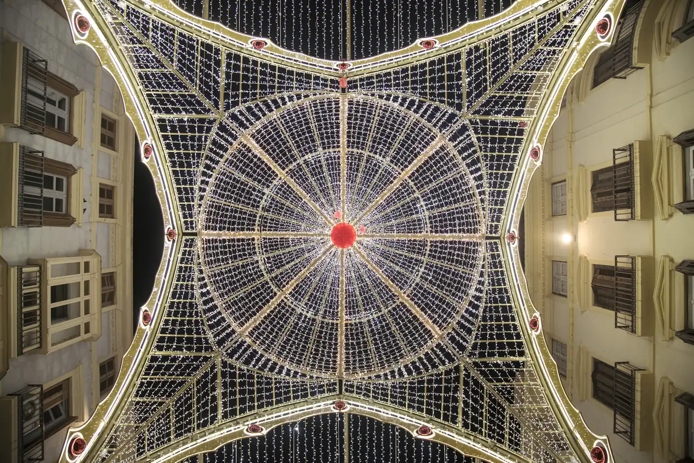 Vue zénithale du plafond lumineux